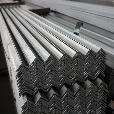 Stalowe pręty kątowe malowane cynkiem Walcowane na gorąco profil Q235 0,8 mm