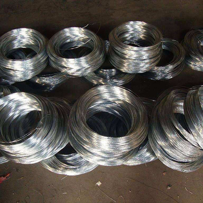 Walcowany na gorąco drut stalowy ocynkowany SAE 1065 Metal Żelazo Cynk Kolor 20g / M2