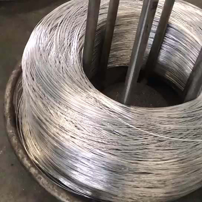 Drut stalowy ocynkowany 5,5 6,5 mm Q195 100 kg Pręt w cewce Walcowany na gorąco