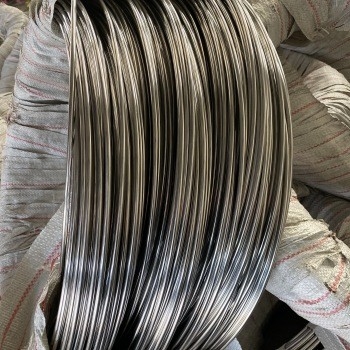 Drut ze stali nierdzewnej 304 o wysokiej wytrzymałości na rozciąganie 18 Gauge Walcowany na gorąco drut ze stopu metalu