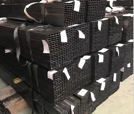 Rura metalowa ERW czarna kwadratowa o długości 8,2 m ocynkowana rura kwadratowa
